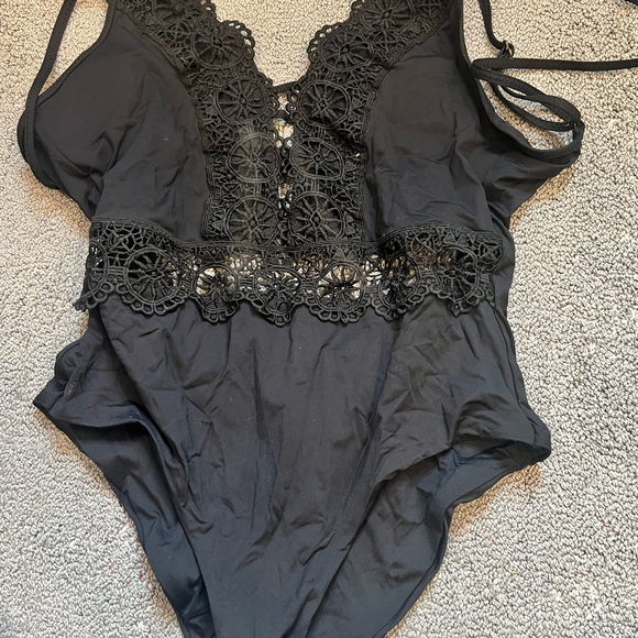 Black Lace Becca Swimsuit - Picture 2 of 4